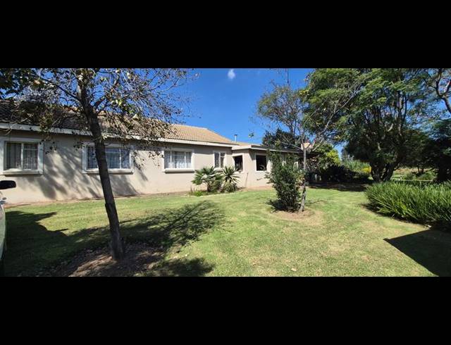 FARM FOR SALE IN MNANDI